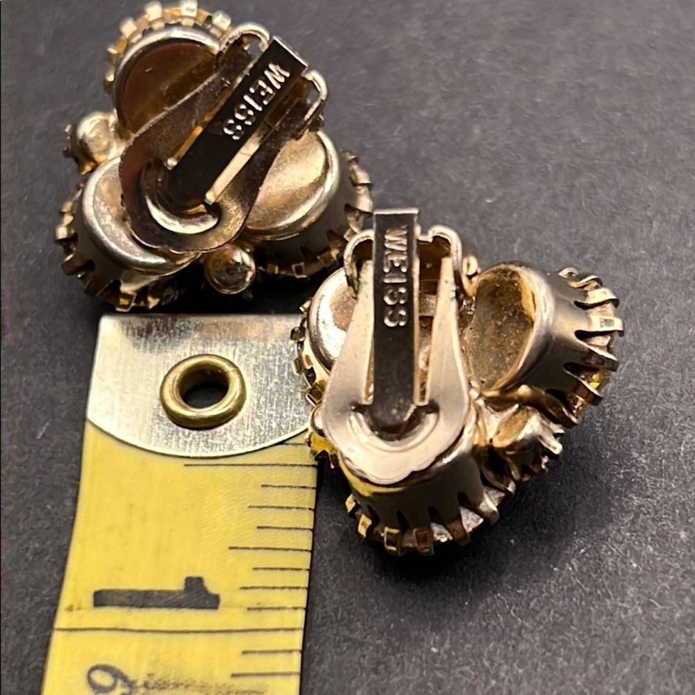 Vintage Weiss AB crystal clip on earrings - Picture 5 of 5